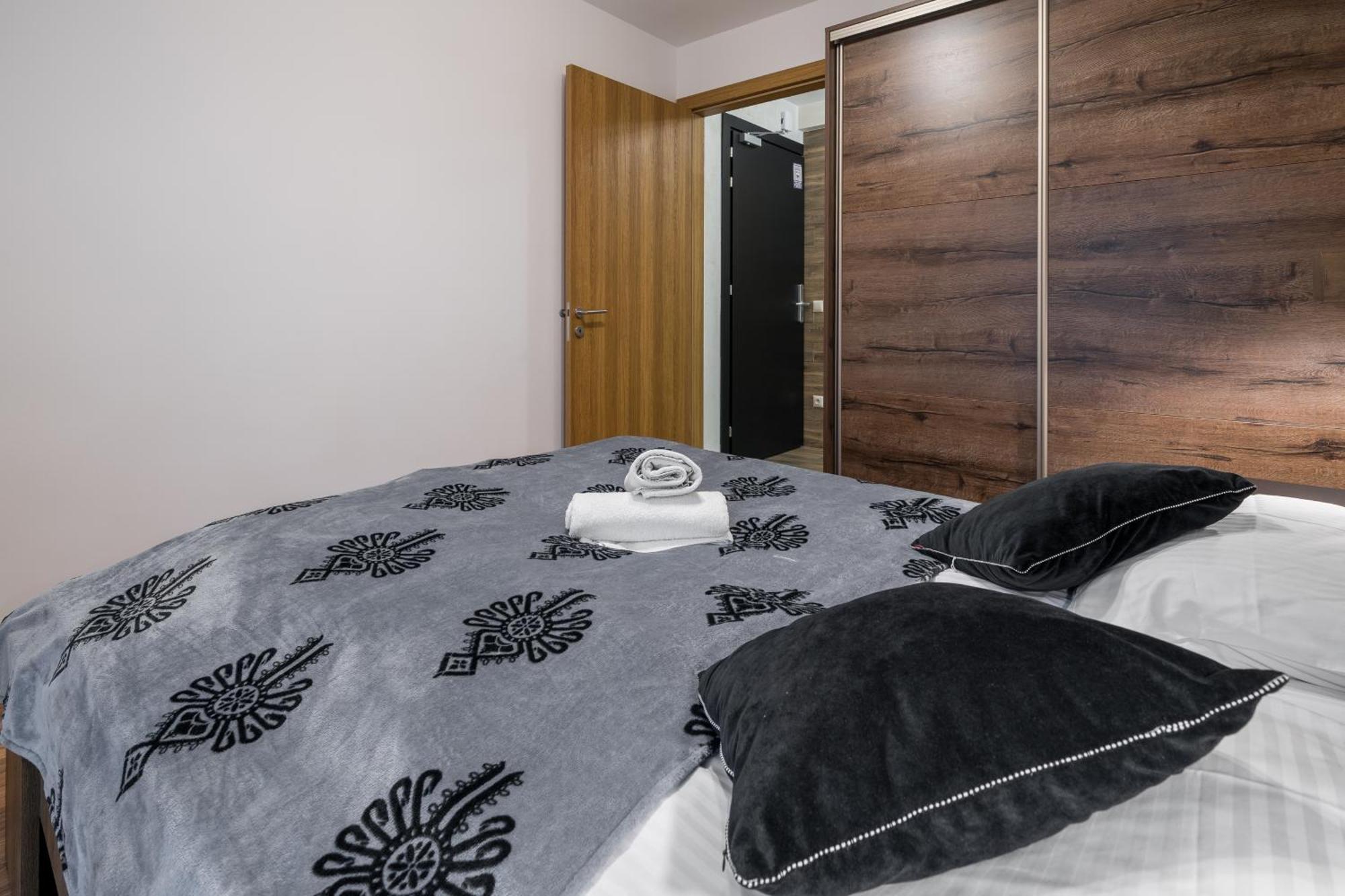 Rentplanet - Luksusowe Apartamenty Goszczynskiego Zakopane Exteriör bild